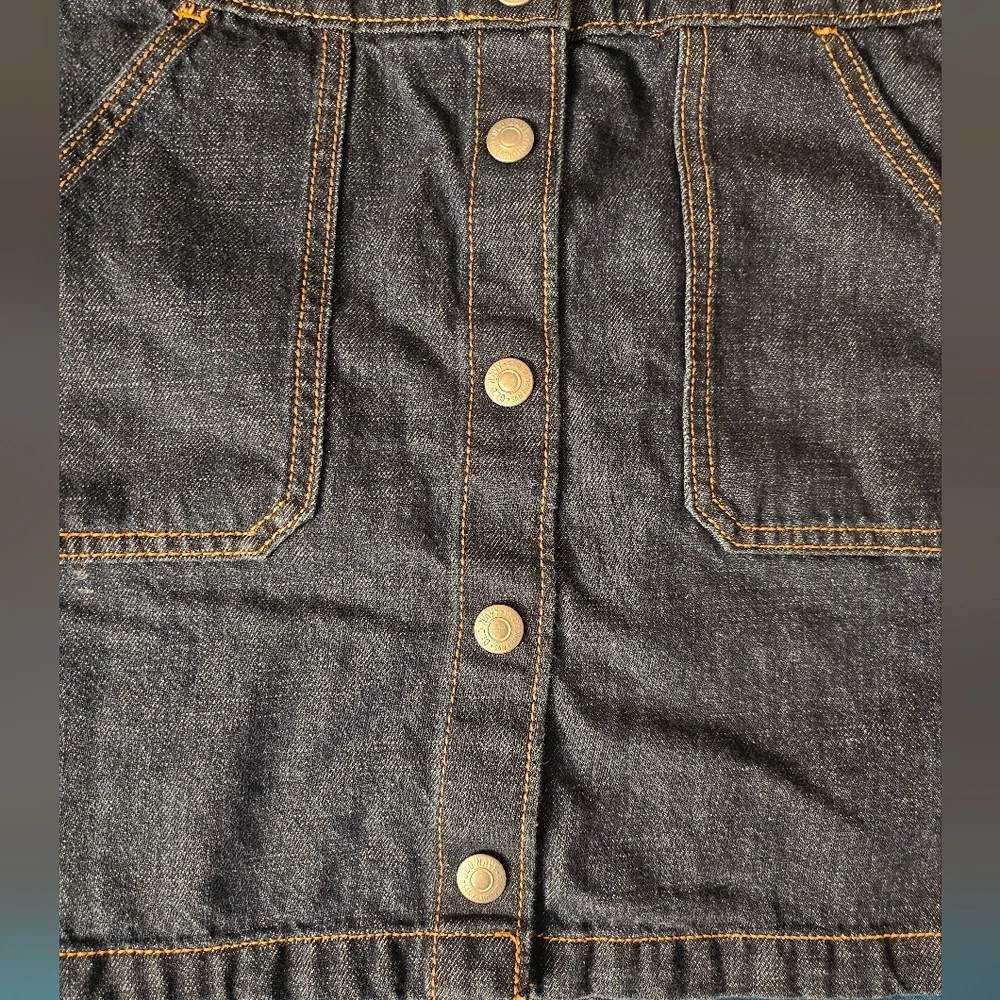 Old Navy chic short front